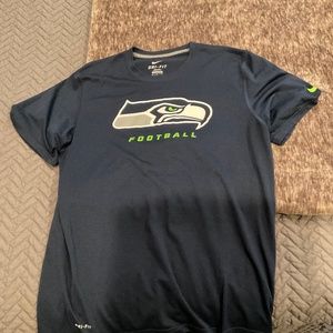 Like New Men's Nike Seahawks T-short size Medium
